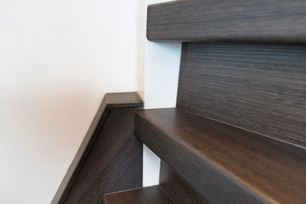 detailfoto van traprenovatie met hpl