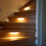 gerenoveerde dichte trap met verlichting in decor amalfi