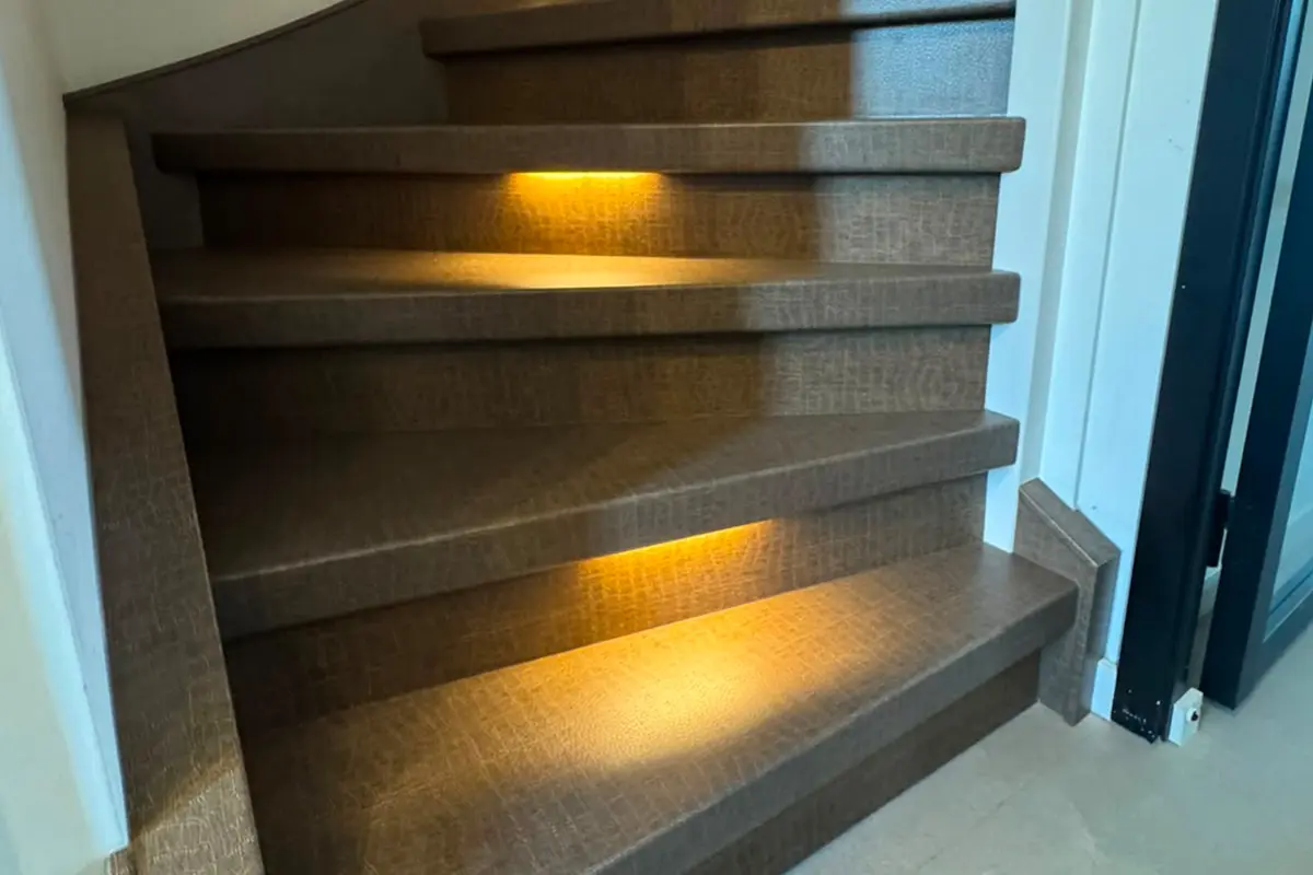 entree-trap-leahterlook-verlichting